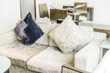 Kanepe dekorasyon yastık