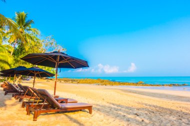 Güzel tropikal plaj ve deniz