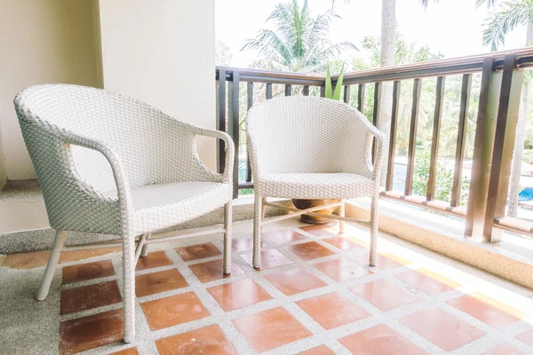 Boş sandalye balkon