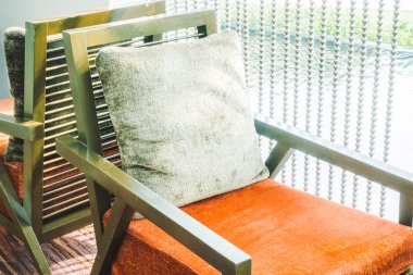 Güzel lüks yastıklar Divan