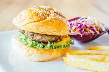 lezzetli sığır eti hamburger