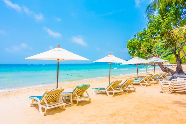 Wunderschöner tropischer Strand und Meereslandschaft — Stockfoto