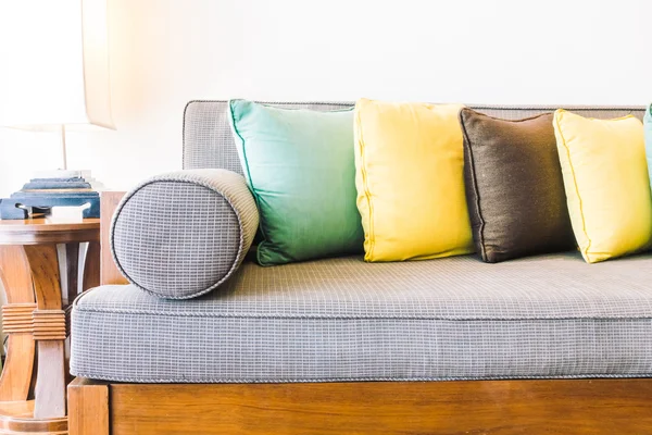 Güzel lüks yastıklar kanepe dekorasyon
