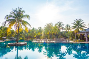 Açık Yüzme Havuzu