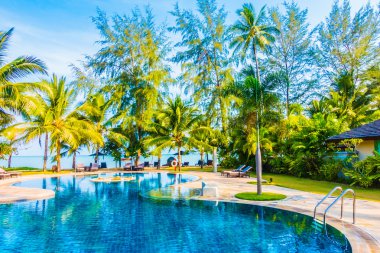 Açık Yüzme Havuzu