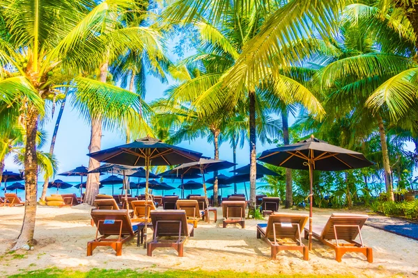 Güzel tropikal plaj ve deniz