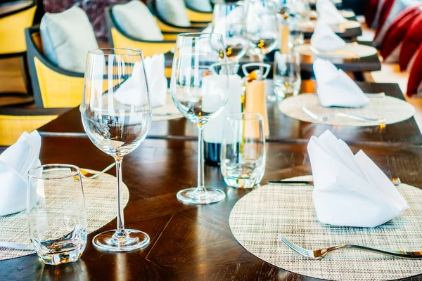 Table setting for dinner — Stock Photo, Image