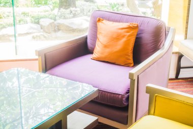 Güzel lüks yastıklar Divan