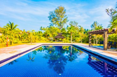 Açık Yüzme Havuzu