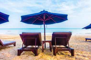 Güzel tropikal plaj ve deniz