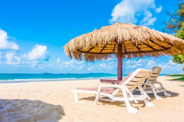 Güzel tropikal plaj ve deniz