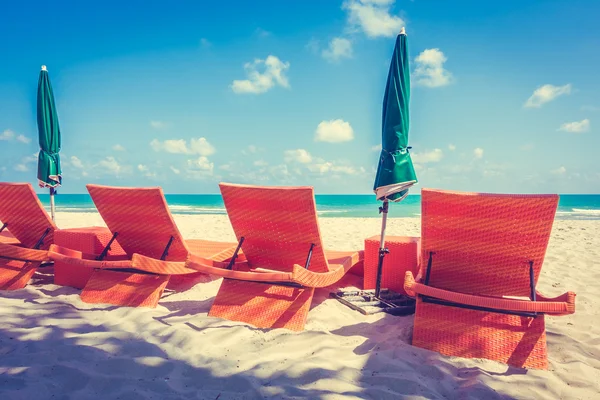 Şemsiye ve plaj sandalye