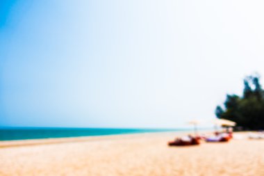 Güzel bir plaj ve deniz için arka plan bulanıklık