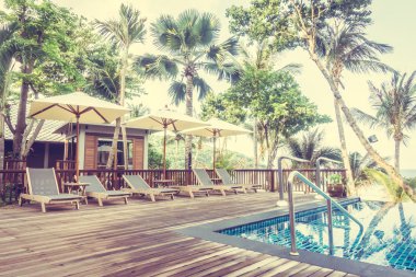 yakın plaj ve Yüzme Havuzu