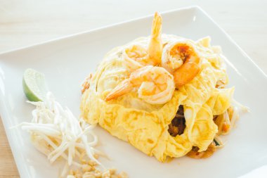 Hai erişte yemek tarzı