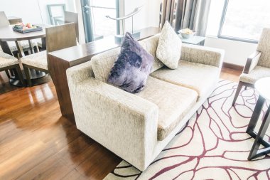 Kanepe dekorasyon yastık