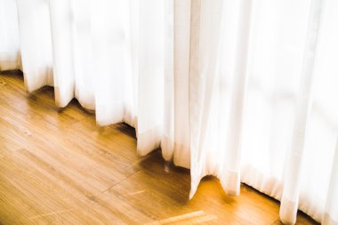 Güzel lüks pencere perdeleri