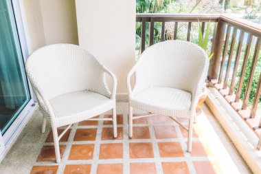 Boş sandalye balkon