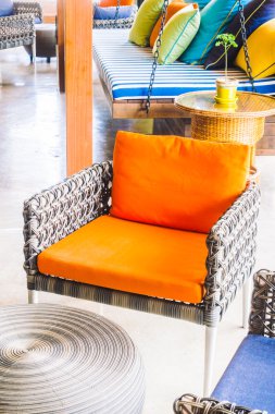 Güzel lüks yastıklar Divan