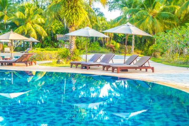 Açık Yüzme Havuzu