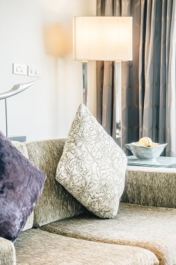 Kanepe dekorasyon yastık