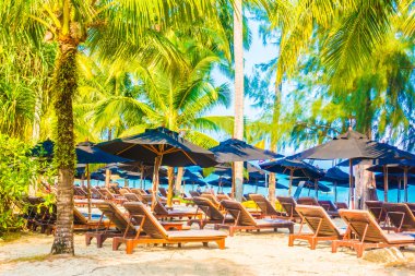 Güzel tropikal plaj ve deniz