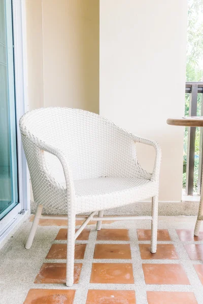 Boş sandalye balkon