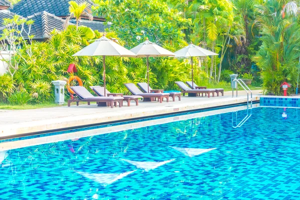 Açık Yüzme Havuzu