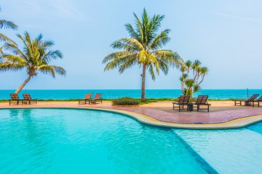 Açık Yüzme Havuzu