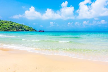 Güzel tropikal plaj ve deniz