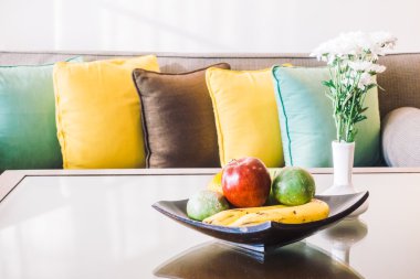 Güzel lüks yastıklar Divan