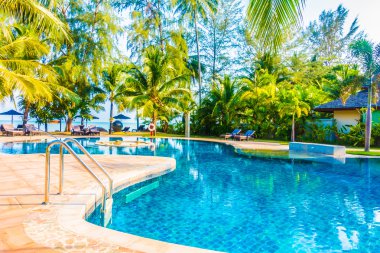 Açık Yüzme Havuzu