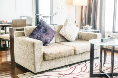 Kanepe dekorasyon yastık