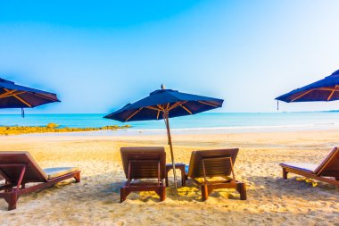 Güzel tropikal plaj ve deniz