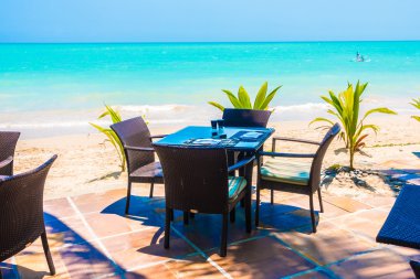 Tropik plaj ve deniz