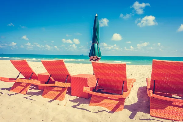 Şemsiye ve plaj sandalye