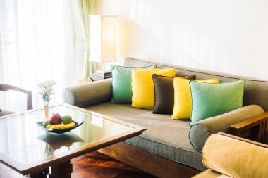 Güzel lüks yastıklar Divan