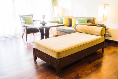 Güzel lüks yastıklar Divan