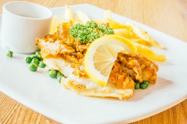 lezzetli balık ve cips