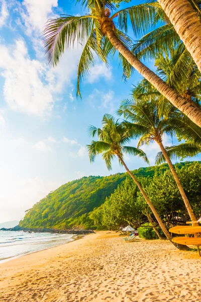 Vacker tropisk strand och hav landskap — Stockfoto