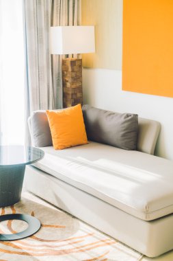 Kanepe dekorasyon yastık