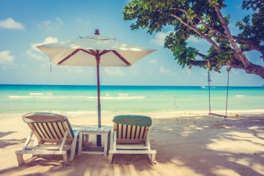 Güzel tropikal plaj ve deniz