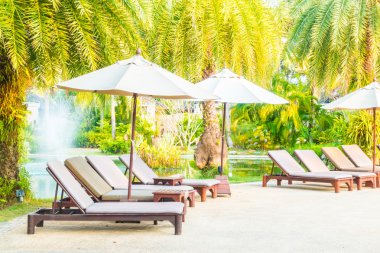 lüks Açık Yüzme Havuzu