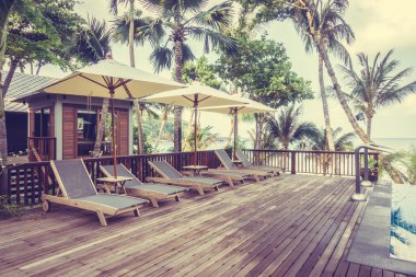 yakın plaj ve Yüzme Havuzu