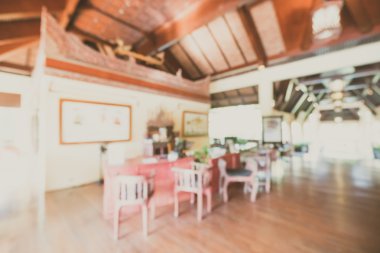 Otel lobisinde bulanıklık