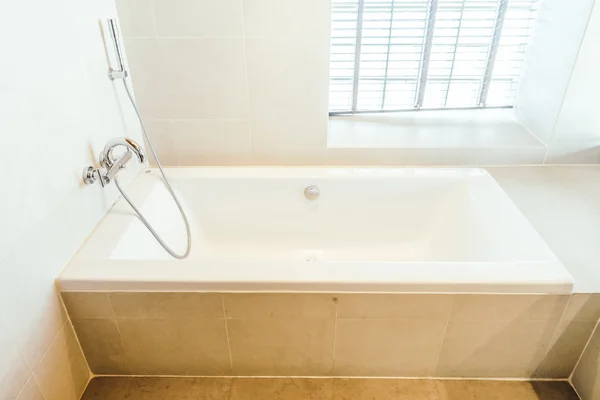 Witte badkuip decoratie — Stockfoto