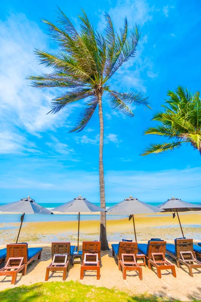 Güzel tropikal plaj ve deniz