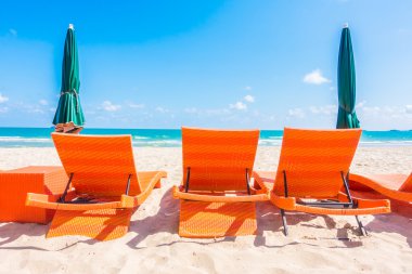 Güzel tropikal plaj ve deniz