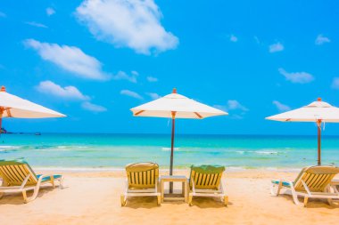 Güzel tropikal plaj ve deniz