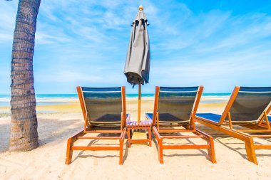 Güzel tropikal plaj ve deniz